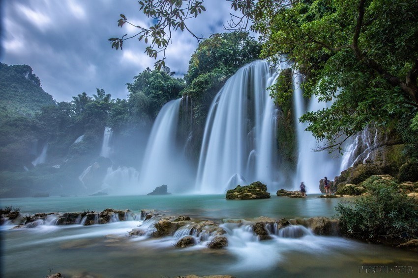 Ban Gioc Waterfall is one of the 4 largest waterfalls in the world. It is the highest, most majestic, and most beautiful waterfall in Southeast Asia. (Photo: VNA)