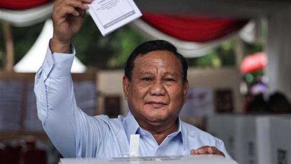Bầu cử Indonesia: Đội mưa đi bầu tổng thống, cử tri kỳ vọng những gì vào chính phủ mới?