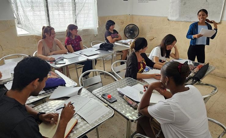 Following establishment of diplomatic ties, Korean language course to open in Cuban arts school