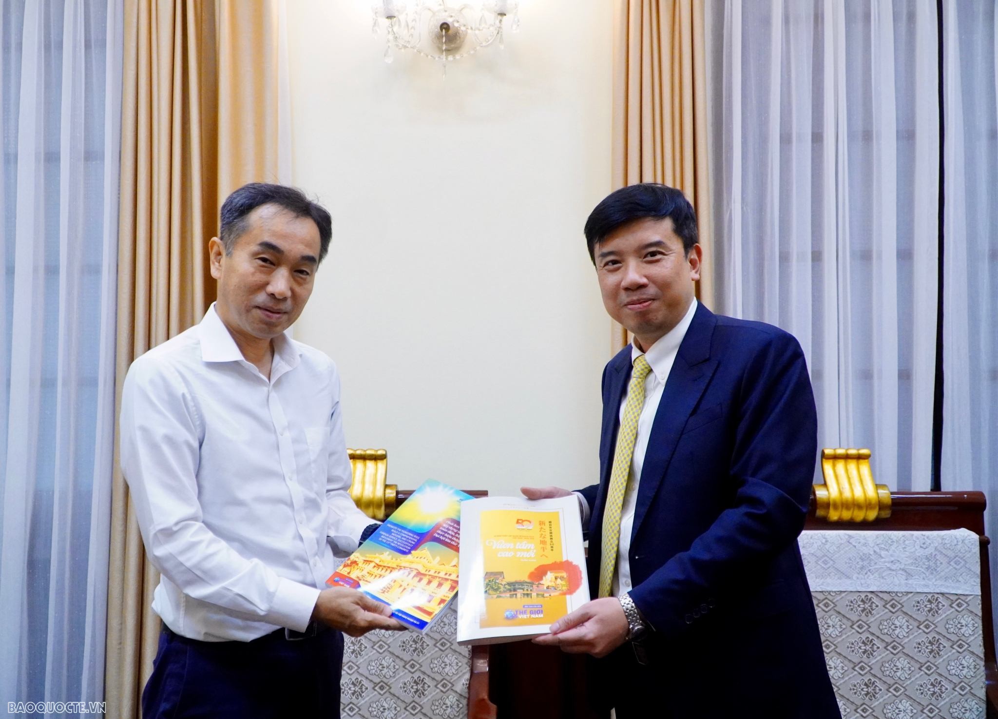 World & Vietnam Report and Nikkei discuss cooperation directions World & Vietnam Report and Nikkei discuss cooperation directions
