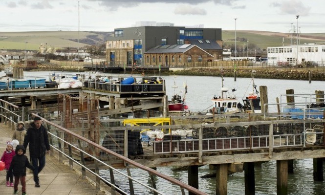 Investigation underway on migrants in UK town: embassy