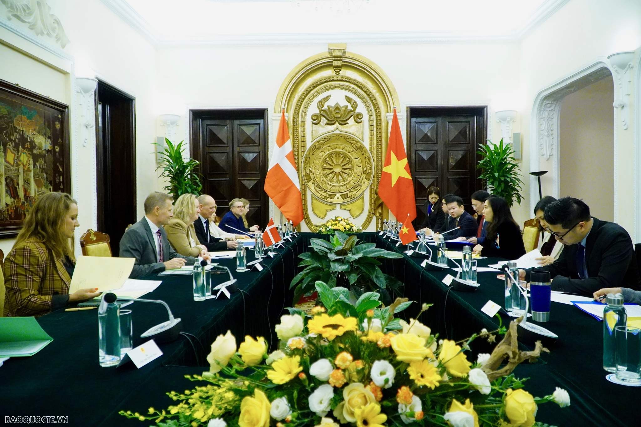 Vietnam, Denmark Foreign Ministries convene political consultation
