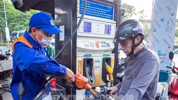 Petrol prices now 300 VND higher per litre