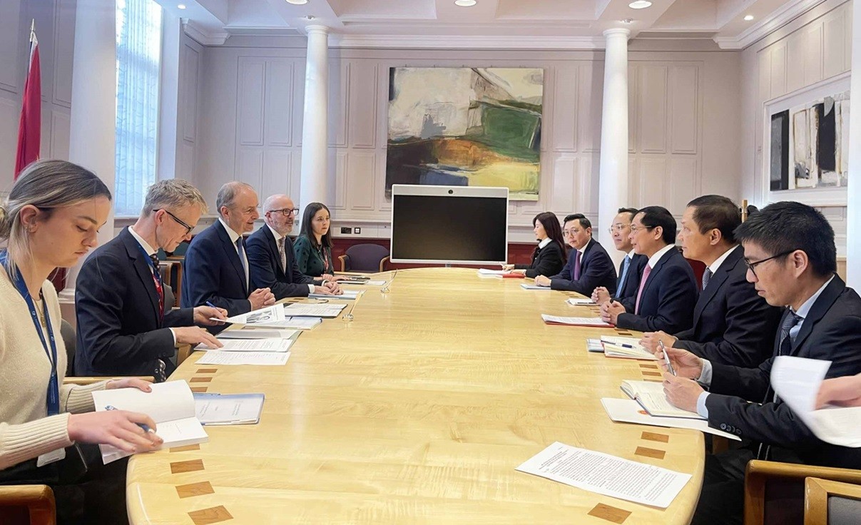 Vietnam, Ireland to forge cooperation in numerous spheres: Foreign Minister