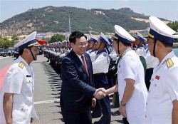NA Chairman Vuong Dinh Hue pays working trip to Khanh Hoa