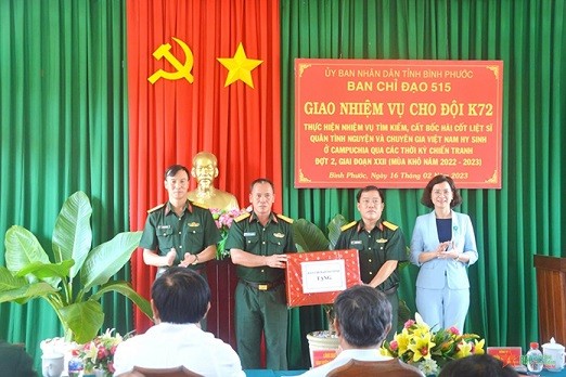 Binh Phuoc dispatches team to search for remains of Vietnamese soldiers, experts in Cambodia