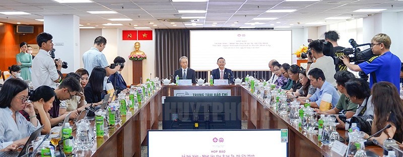 The Organising Board informing about the 9th Vietnam - Japan Cultural Festival (Photo: www.hcmcpv.org.vn)