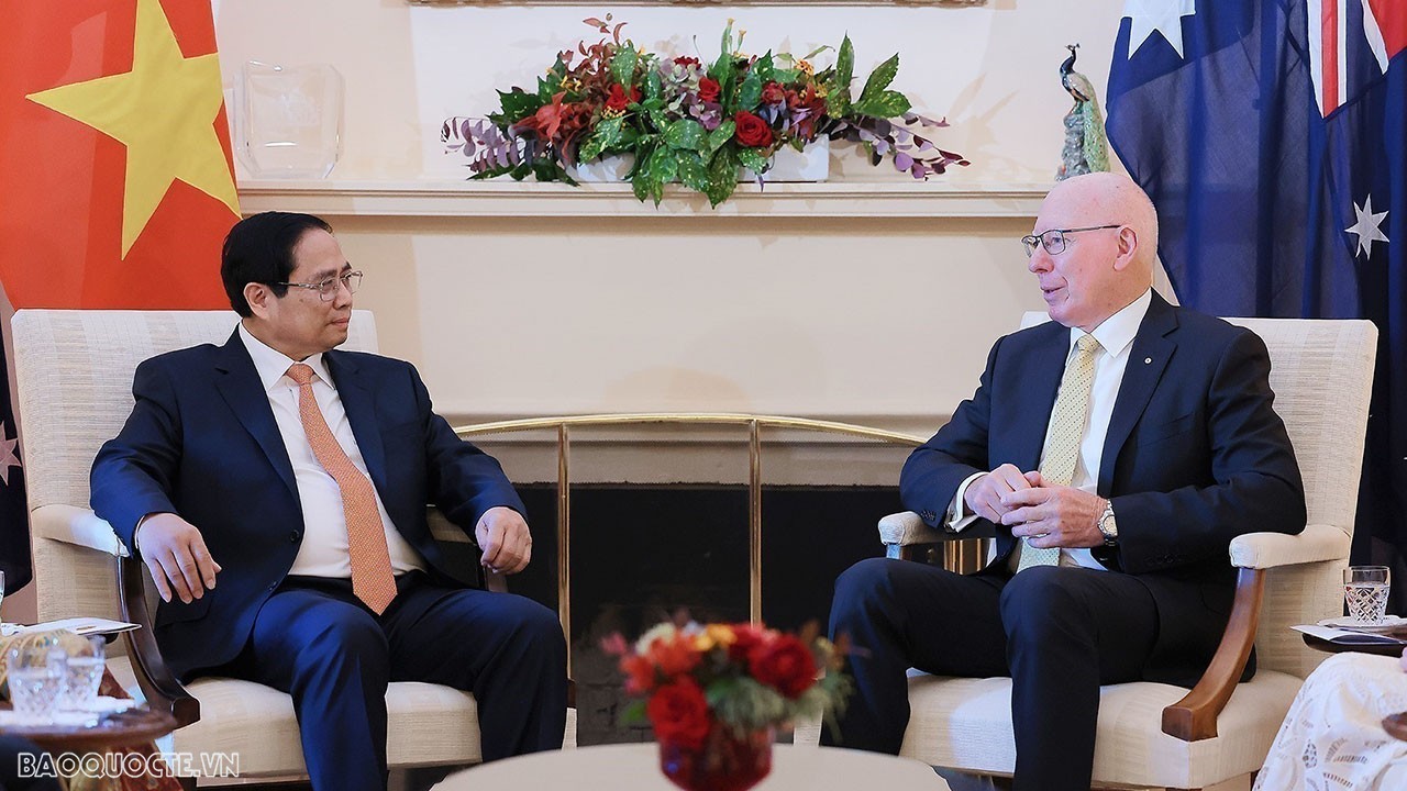 PM Pham Minh Chinh meets with Australian Governor-General David Hurley in Canberra