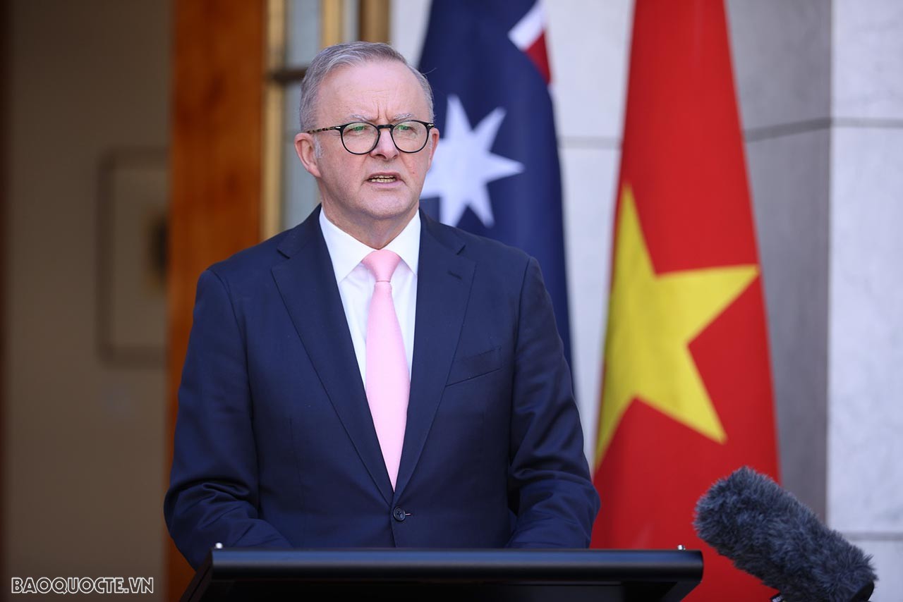 Vietnam, Australia PMs hold joint press conference to announce elevation of ties to comprehensive strategic partnership