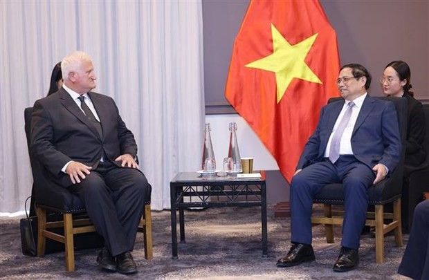 PM Pham Minh Chinh receives executives of Australian enterprises