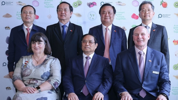 Thủ tướng Phạm Minh Chính thăm Trung tâm Nghiên cứu cây trồng và thực phẩm New Zealand