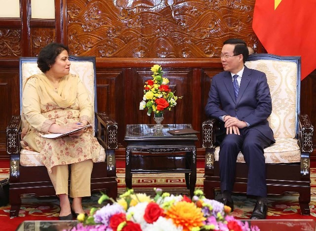 President Vo Van Thuong receives outgoing Pakistani Ambassador