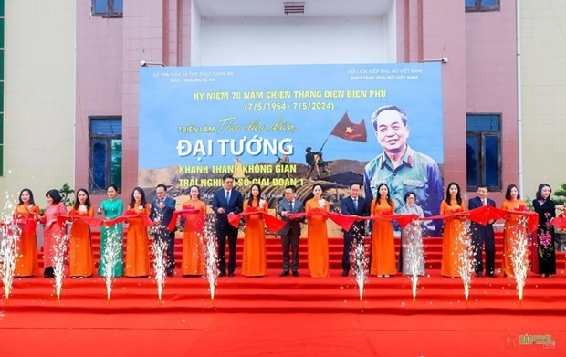 Exhibition on General Vo Nguyen Giap begins in Nghe An