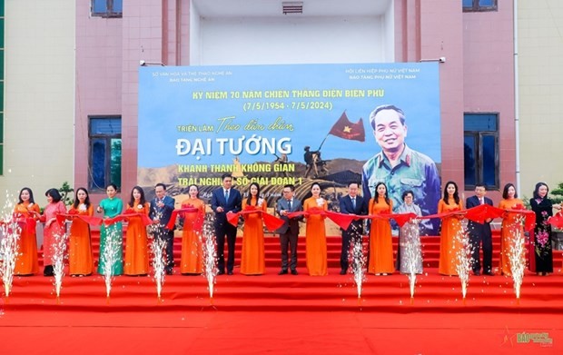 Exhibition on General Vo Nguyen Giap opens in Nghe An