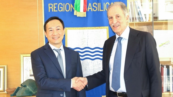Đại sứ Dương Hải Hưng thăm vùng Basilicata, thúc đẩy hợp tác địa phương Việt Nam-Italy