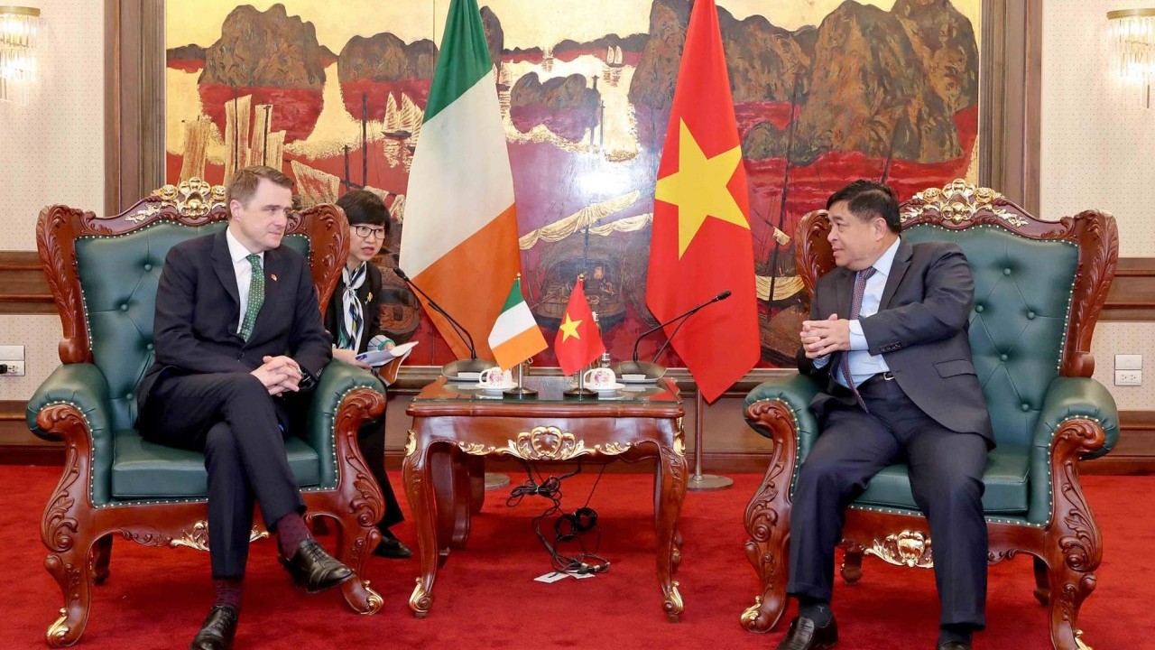 Vietnam, Ireland Ministers hold meeting to expand trade, investment cooperation