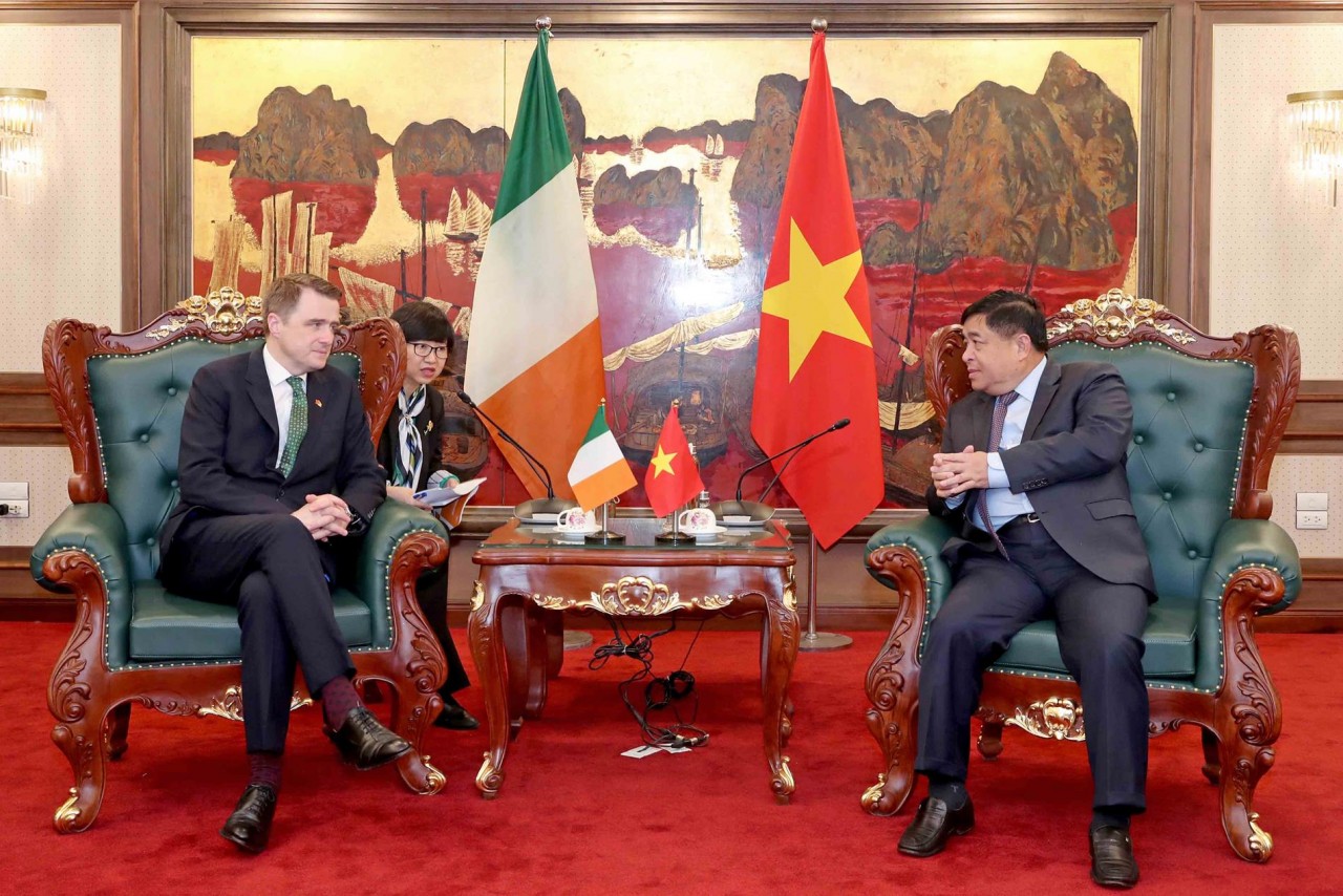 Vietnam, Ireland Ministers hold meeting to expand trade, investment cooperation Vietnam, Ireland Ministers hold meeting to expand trade, investment cooperation