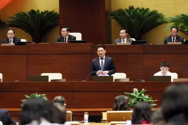 Finance Minister Ho Duc Phoc fields questions by NA Standing Committee