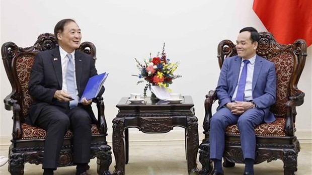 Deputy PM Tran Luu Quang receives KOICA President Chang Won Sam in Hanoi
