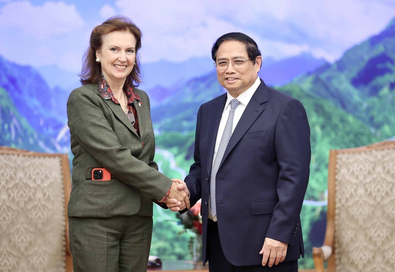 PM Pham Minh Chinh receives Argentinean Minister Diana Elena Mondino