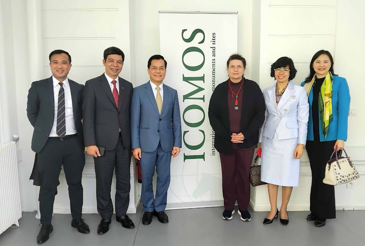 Vietnam pledges to continue contributing to UNESCO&rsquo;s common affairs: Deputy FM