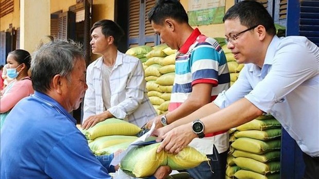 Vietnam provides complimentary health check-ups to residents in a Cambodian province