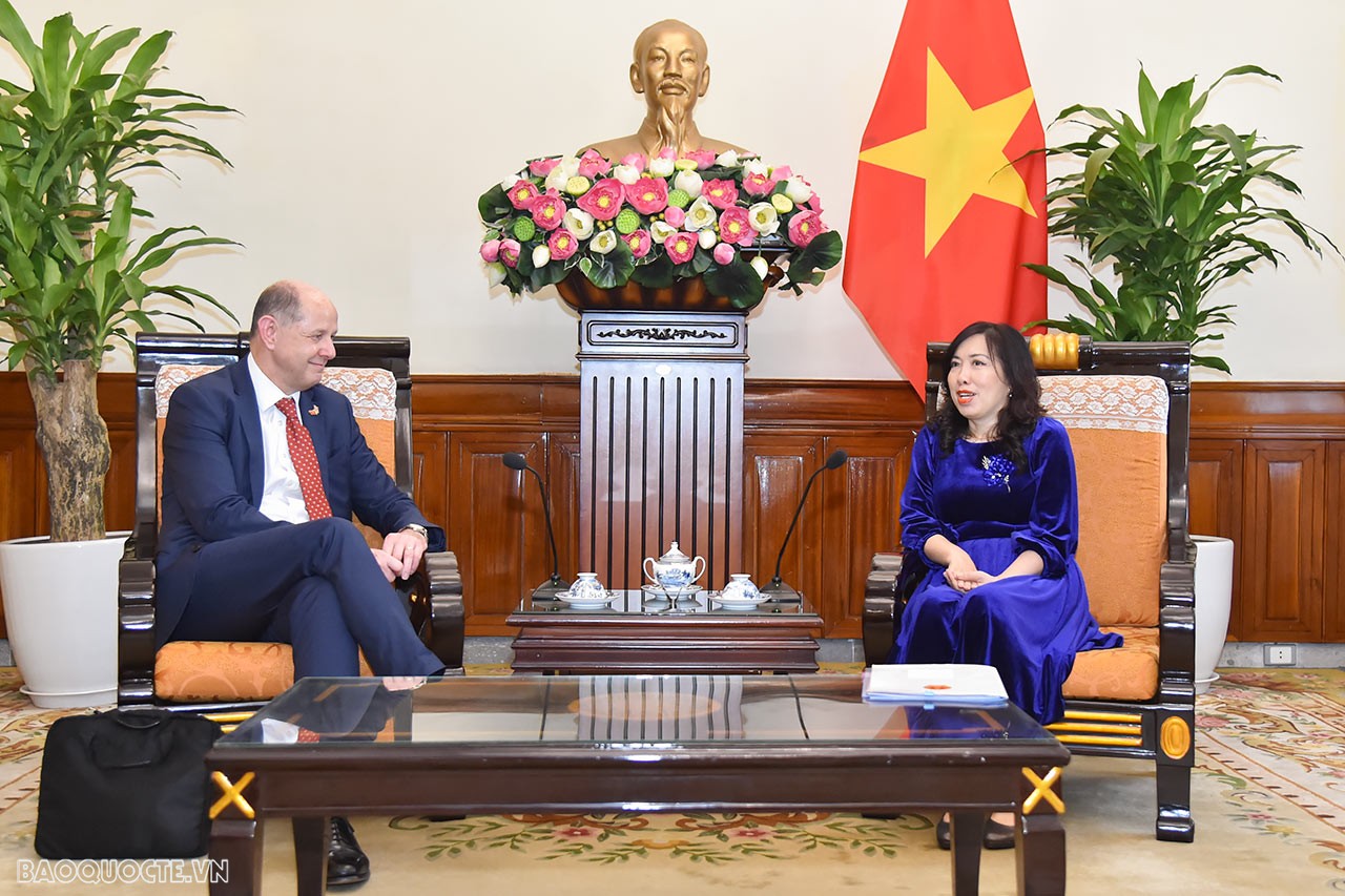 Vietnam, UK officials agree to foster cooperation in various spheres