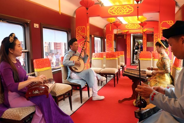 Heritage train route launched to connect Hue, Da Nang | Culture - Sports  | Vietnam+ (VietnamPlus)
