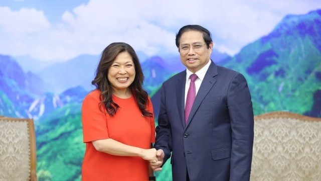 PM Pham Minh Chinh receives Canadian Minister, suggesting further tap cooperation potential