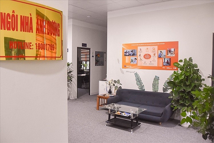 Ngôi nhà Ánh dương Ngôi nhà Ánh dương