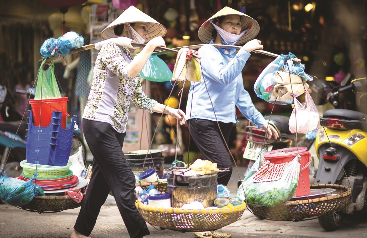 82% Vietnamese are currently taking steps to become more 'economically empowered'