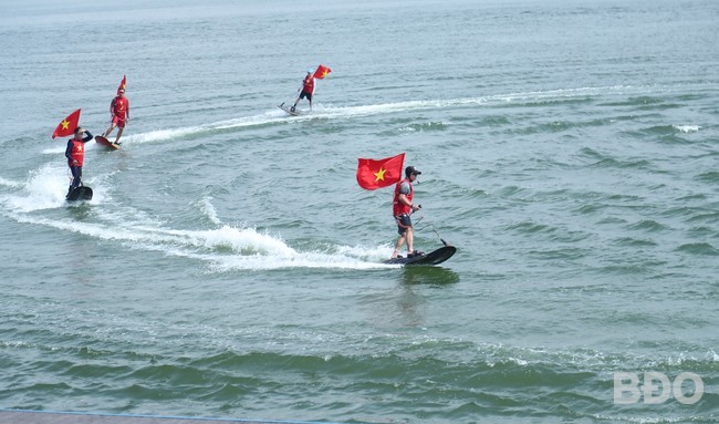 World powerboat race kicks off in Binh Dinh.