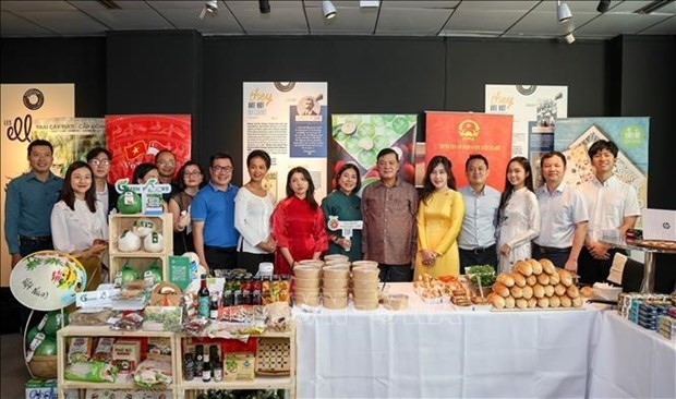At the Francophonie cuisine festival held in Singapore on March 30. (Photo: VNA)
