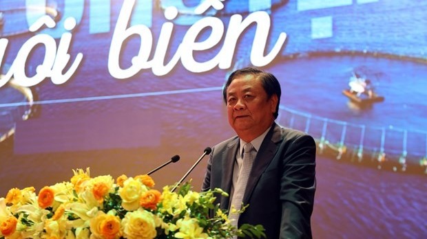Marine aquaculture crucial for economic growth: Minister Le Minh Hoan