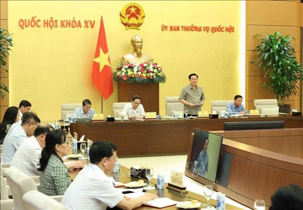 NA Chairman Vuong Dinh Hue asks committees to thoroughly prepare for legislature's 7th session