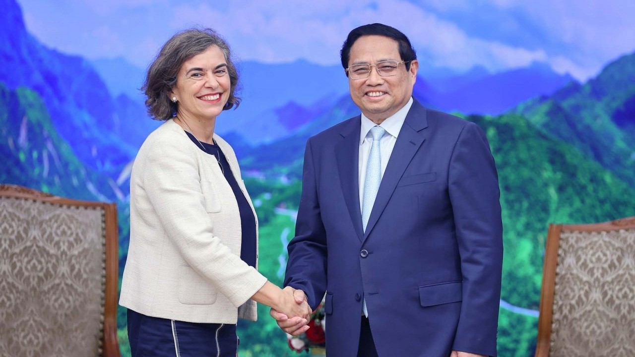 PM Pham Minh Chinh receives new Spanish Ambassador