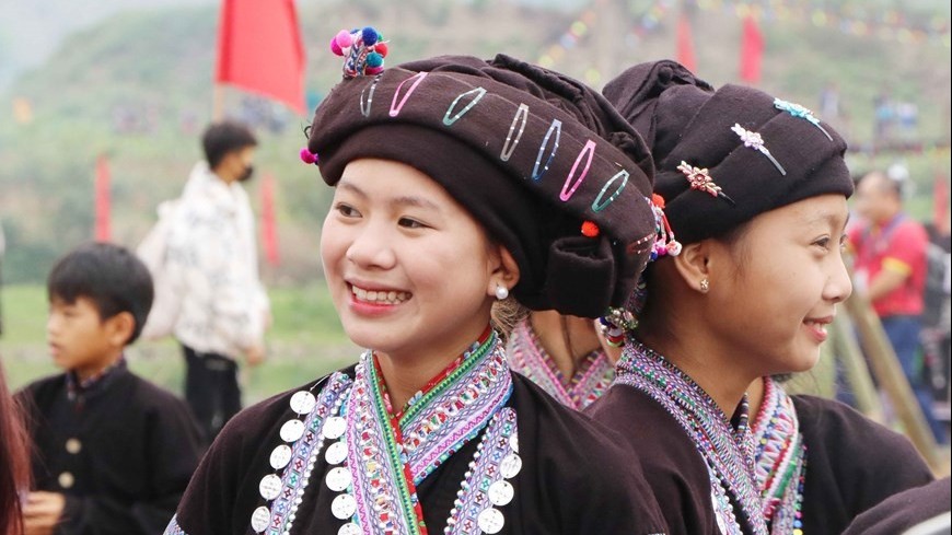 Traditional Lao people's attire in Lai Chau