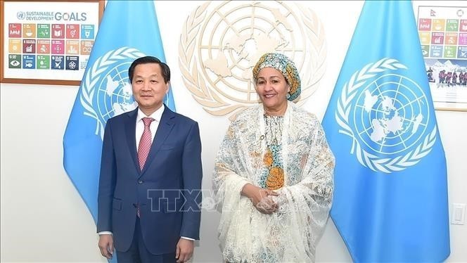 Deputy PM Le Minh Khai meets UN Deputy Secretary General Amina Mohammed in Boston