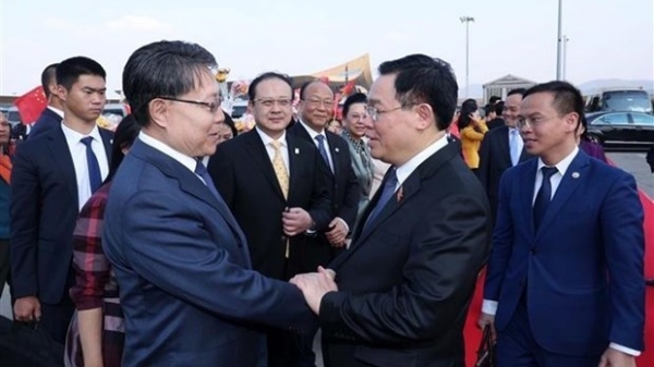 NA Chairman Vuong Dinh Hue concludes official visit to China