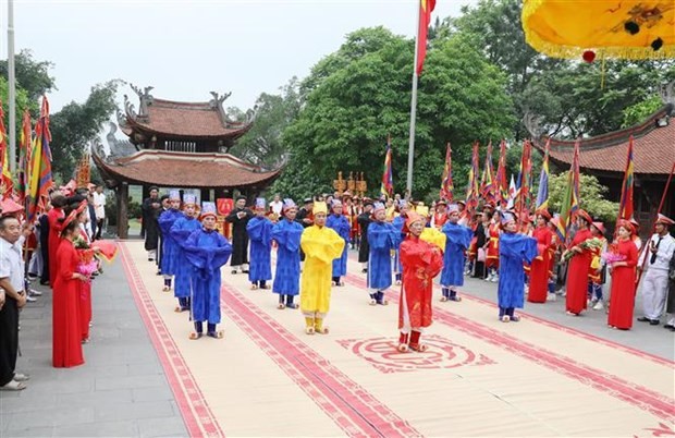 Ritual held to commemorate Father Lac Long Quan (Photo: VNA)