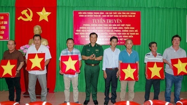 Soc Trang coordinates actively in popularize anti-IUU fishing regulations