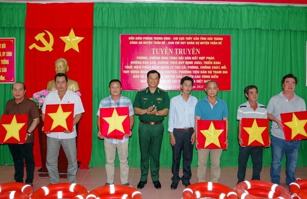 Soc Trang active in popularise anti-IUU fishing regulations | Society | Vietnam+ (VietnamPlus)