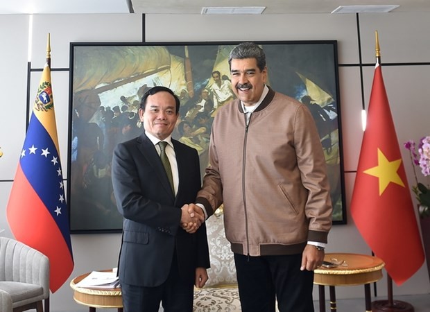 Vietnamese Deputy PM Tran Luu Quang, Venezuelan President hold talks
