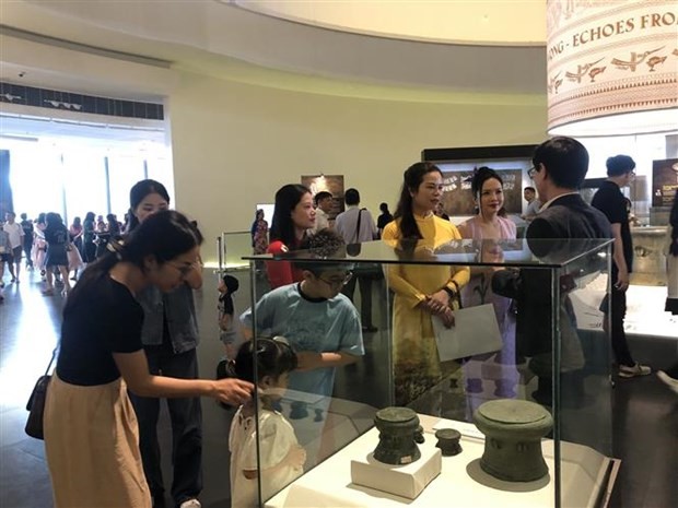 Hanoi exhibition marks Hung King’s Commemoration Day