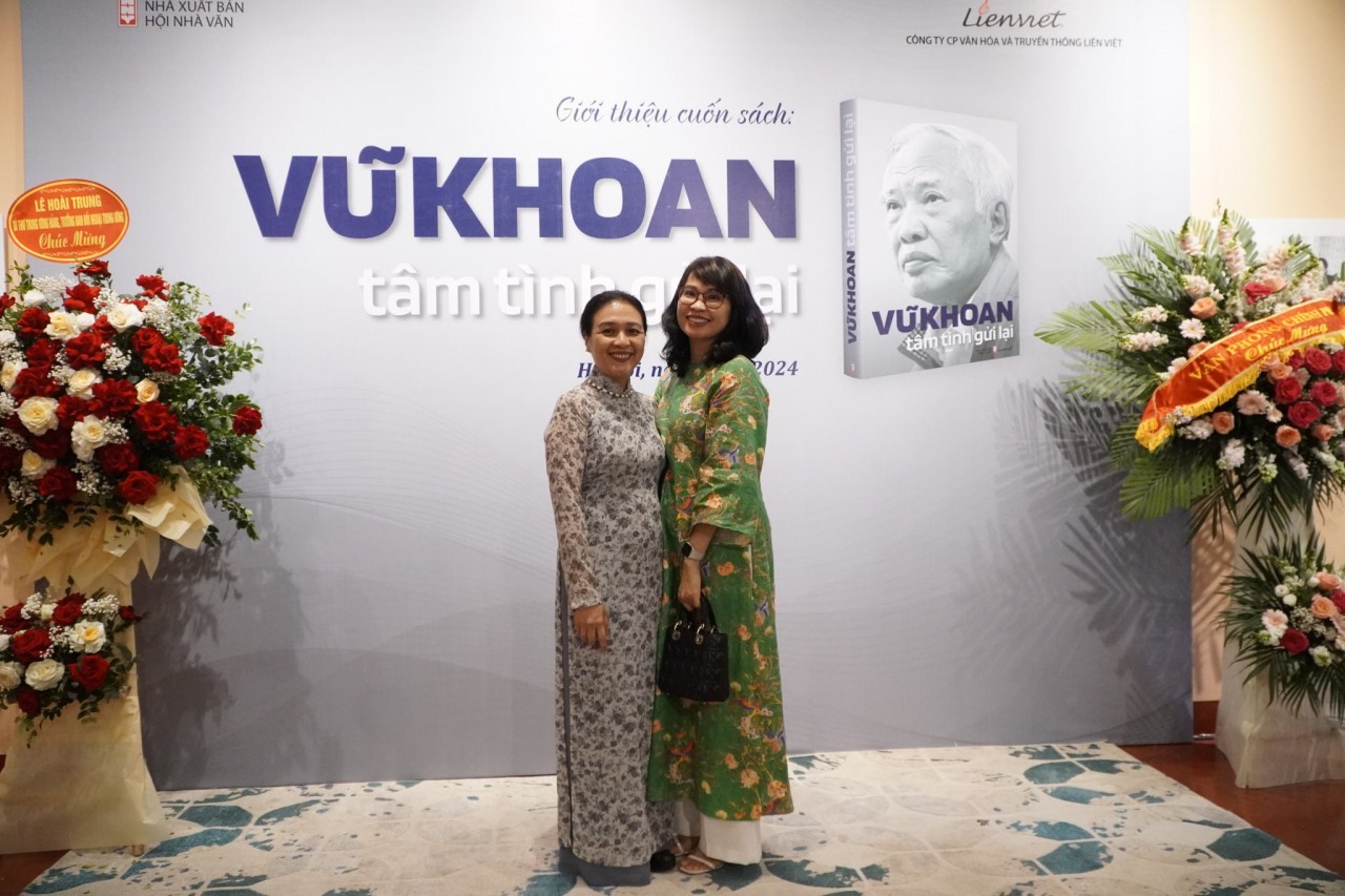 Former Deputy Prime Minister Vu Khoan's reflections passed on to younger generation Former Deputy Prime Minister Vu Khoan's reflections passed on to younger generation