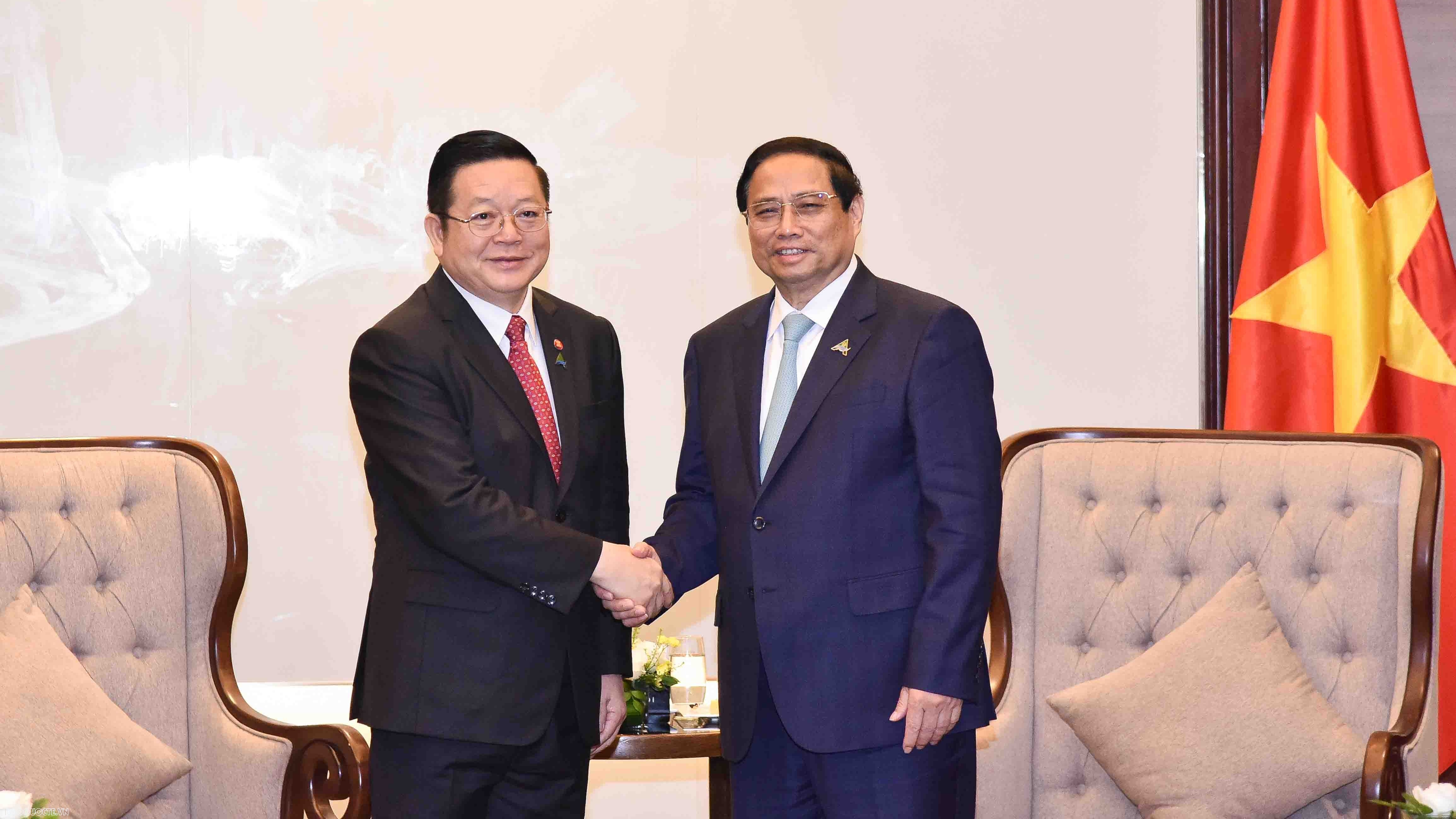 Prime Minister Pham Minh Chinh receives ASEAN Secretary-General Kao Kim Hourn