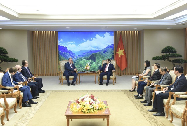 PM Pham Minh Chinh hosts Chairman of Russian Federal Bar Association