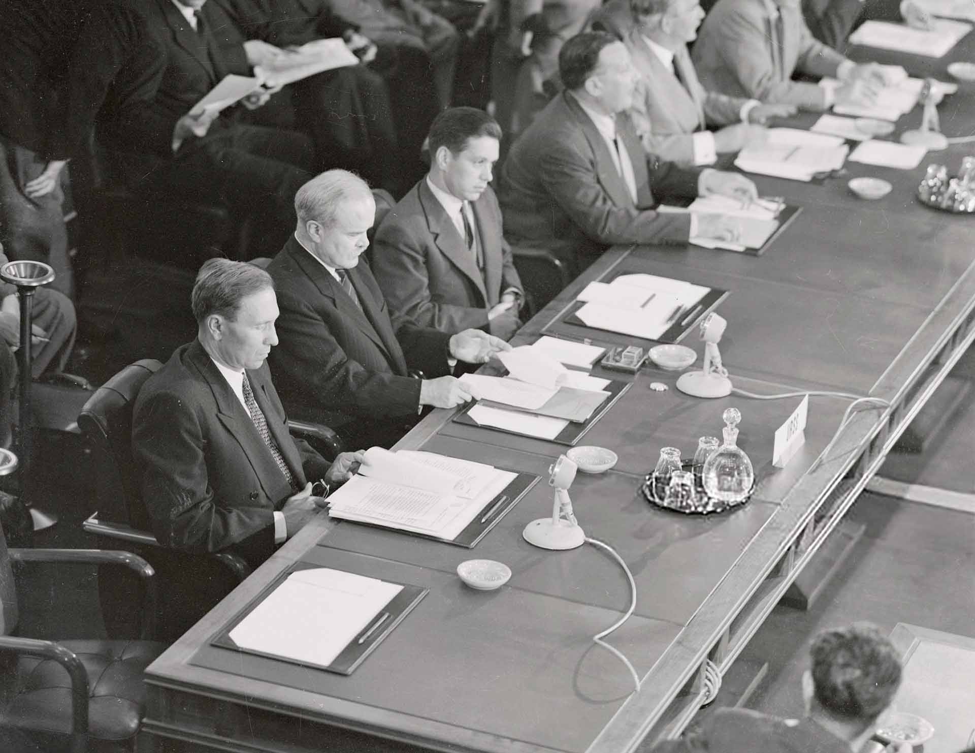 Đoàn Liên Xô tại Hội nghị Năm cường quốc về Đông Dương. (Nguồn: Gettyimages)