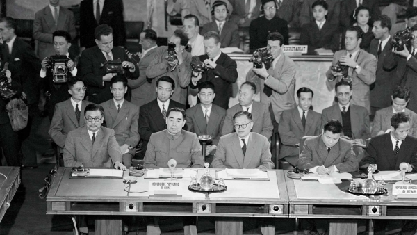 The Geneva “arena” and China’s first “big show”