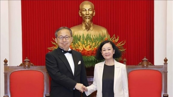 Party Politburo member Truong Thi Mai receives outgoing Japanese Ambassador Yamada Takio
